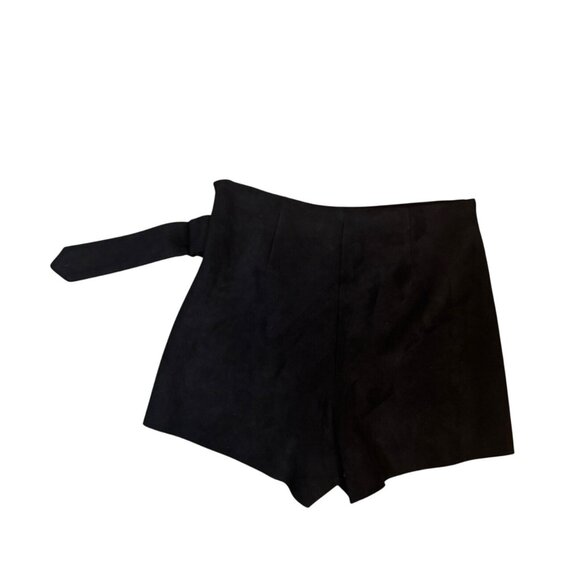 2/$30 ZARA XS Black Skort With Tortoise Ring Detail Polyester & Elastane - Picture 9 of 12